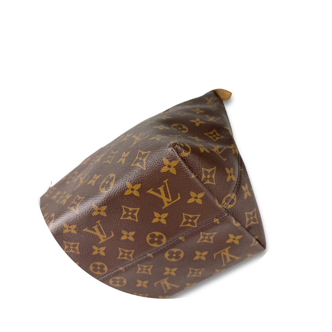 Louis Vuitton Monogram Estrela MM