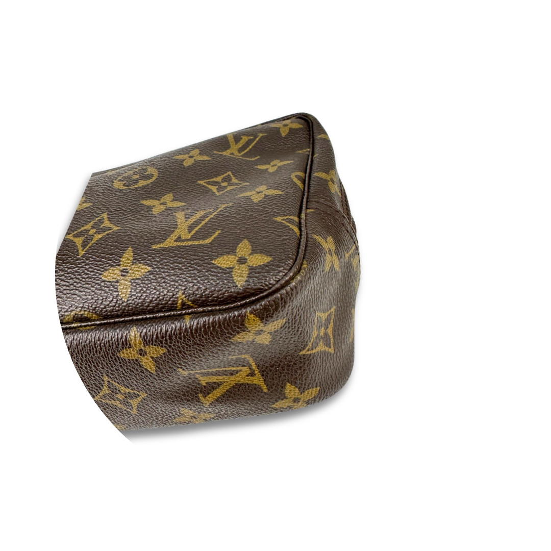 Louis Vuitton Monogram Trousse Toilette 23