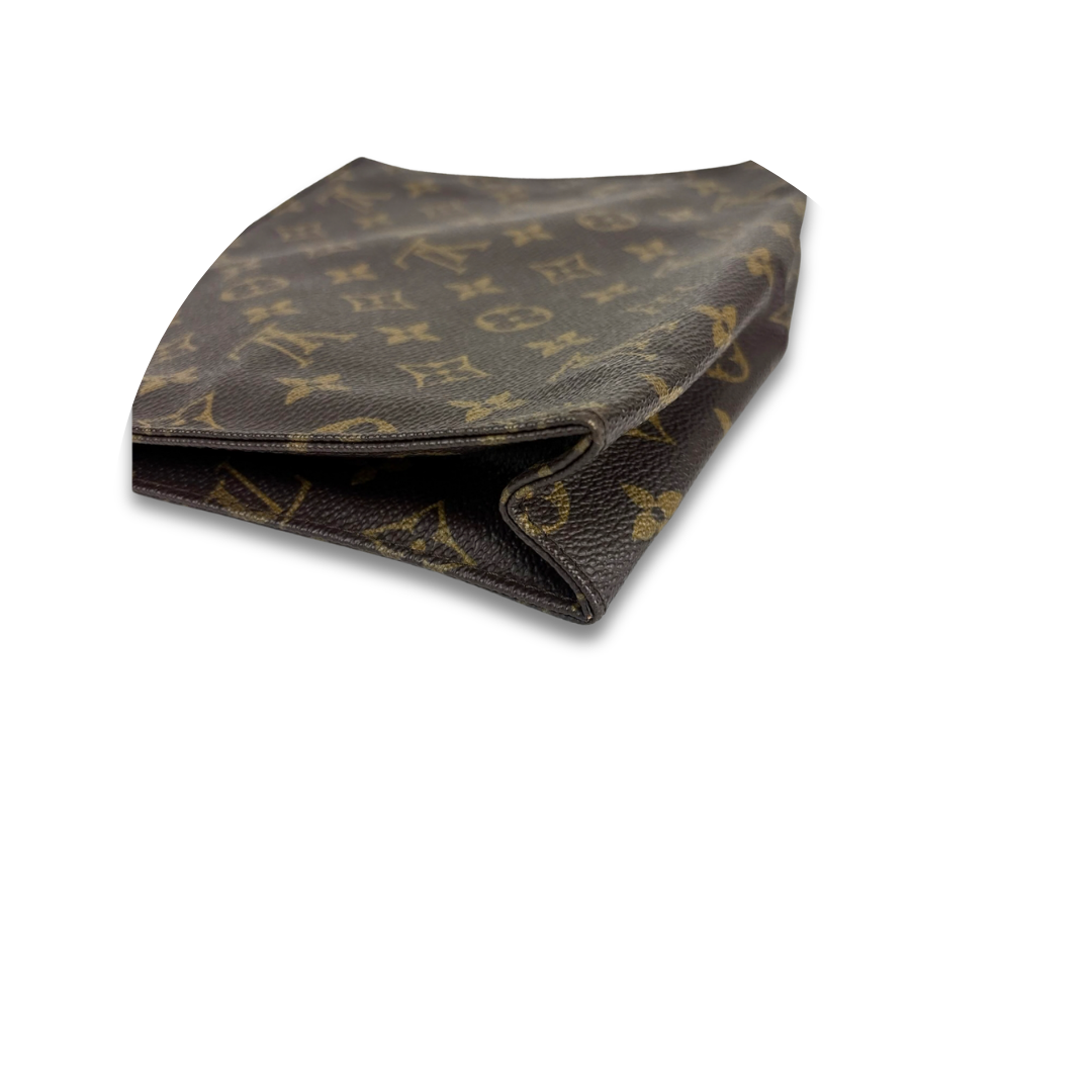 Louis Vuitton Monogram Toiletry 26
