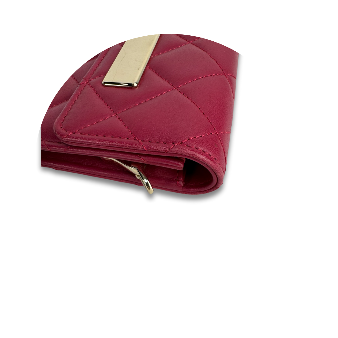 Chanel Fuchsia Quilted Lambskin Trendy CC Yen Wallet