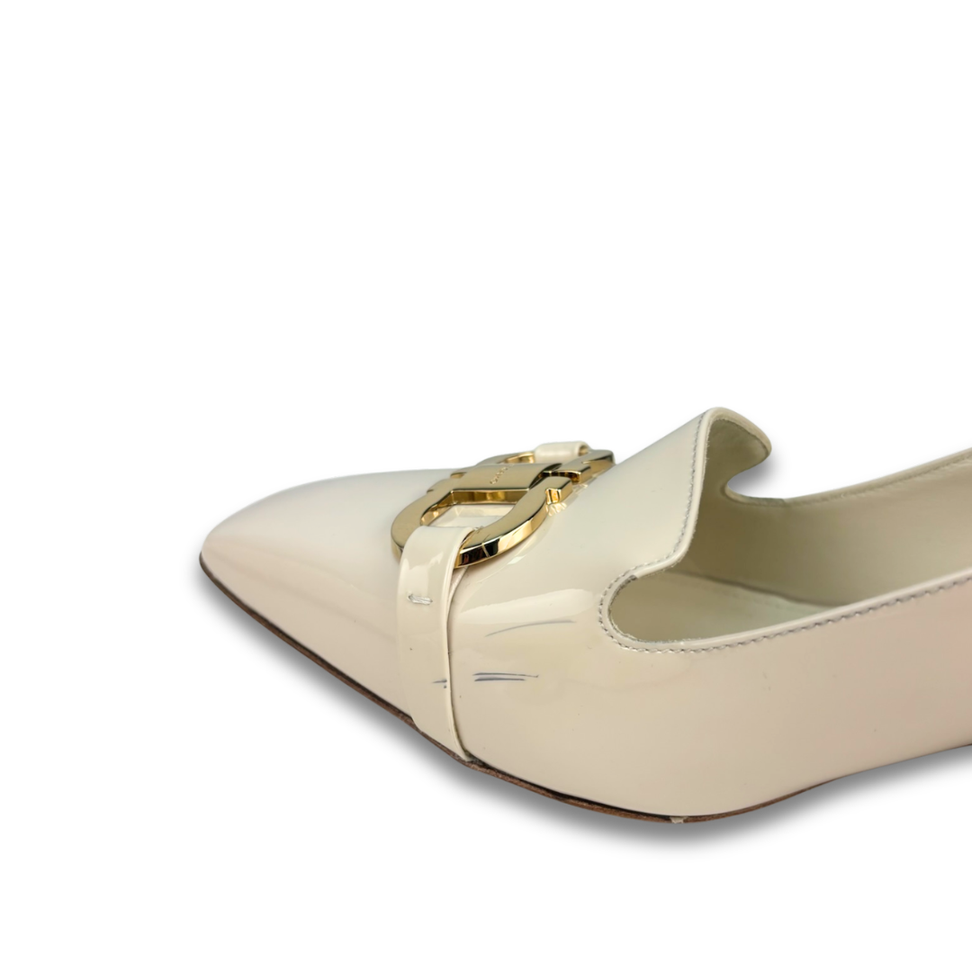 Ferragamo White Gancini Pumps-Size 10