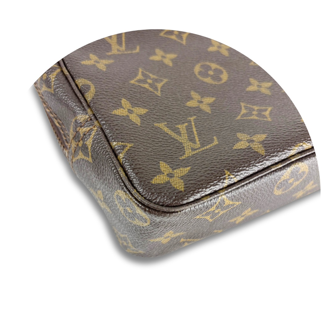 Louis Vuitton Monogram Trousse Toilette 23