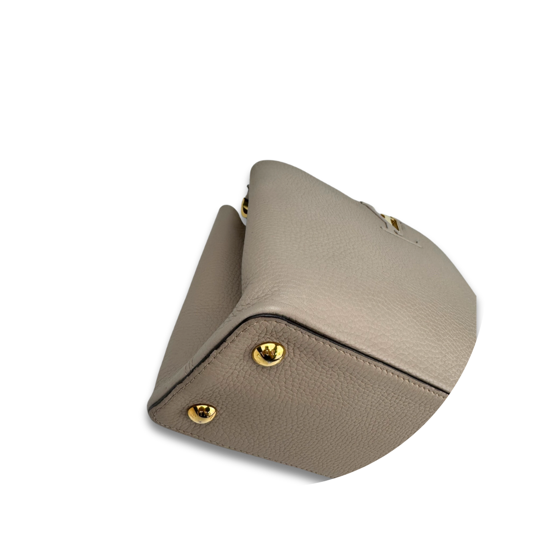 Louis Vuitton Taupe Capucines MM