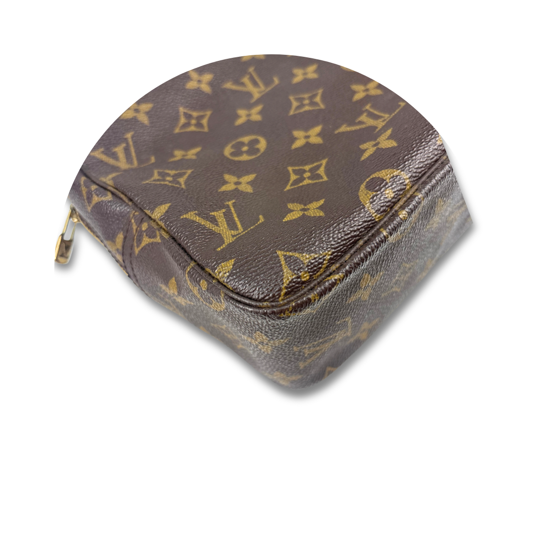 Louis Vuitton Monogram Trousse Toilette 28