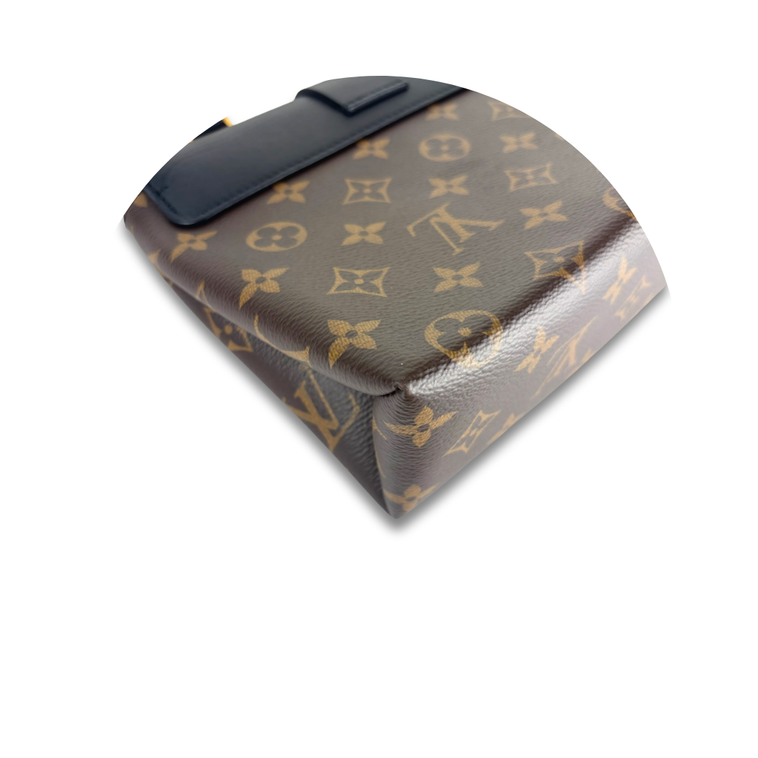 Louis Vuitton Monogram Locky BB
