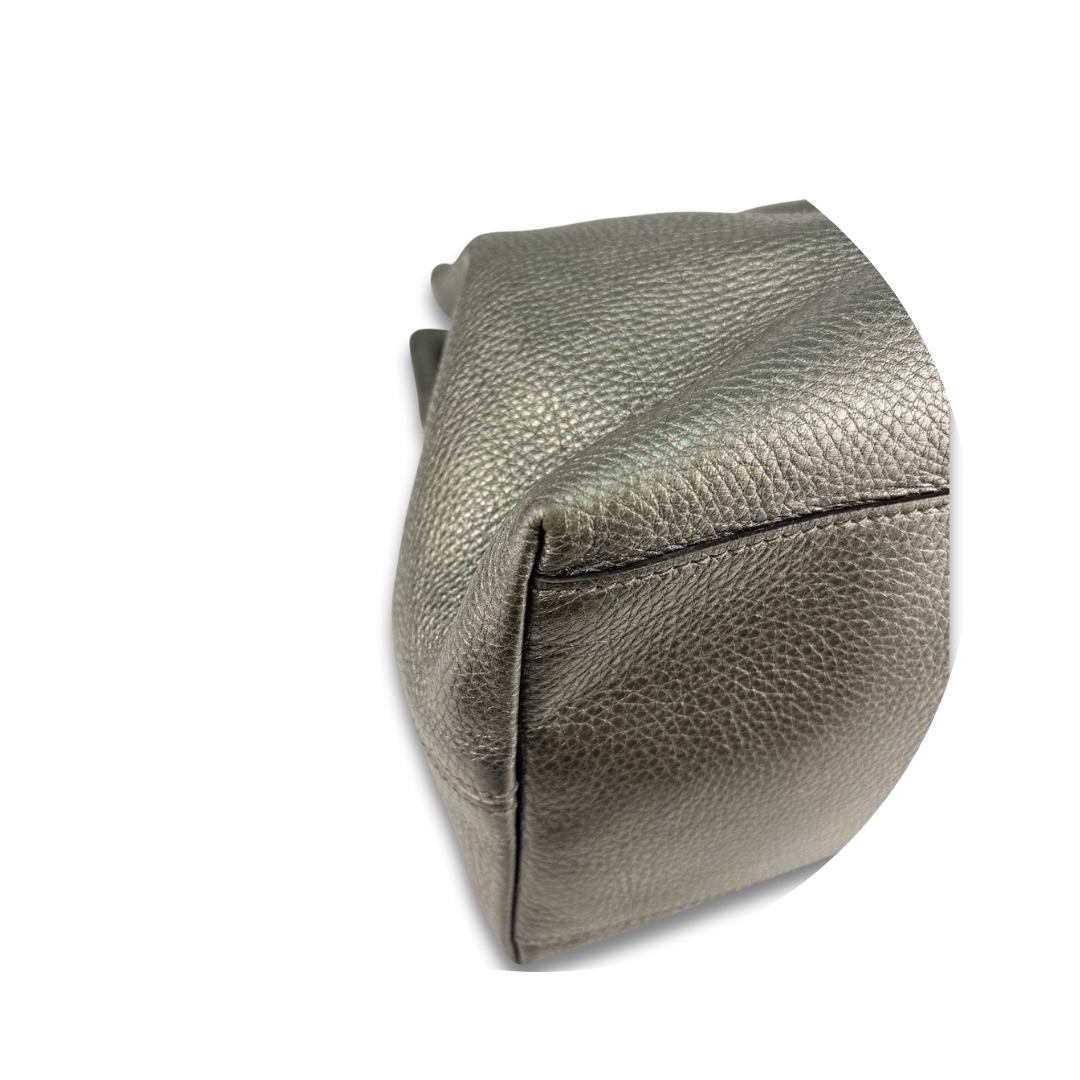Gucci Metallic Pewter Soho Chain Tote