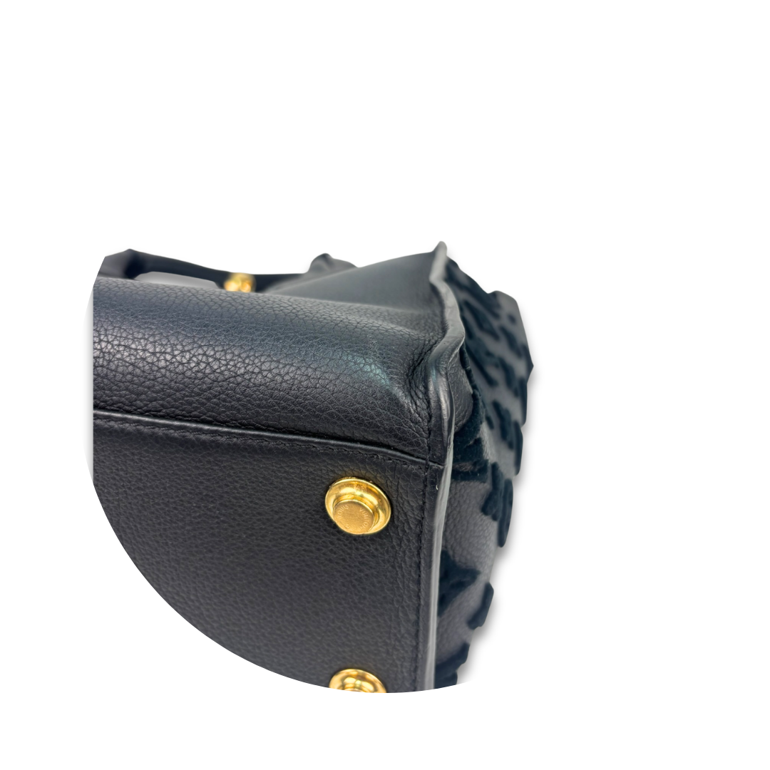 Louis Vuitton Black On My Side MM