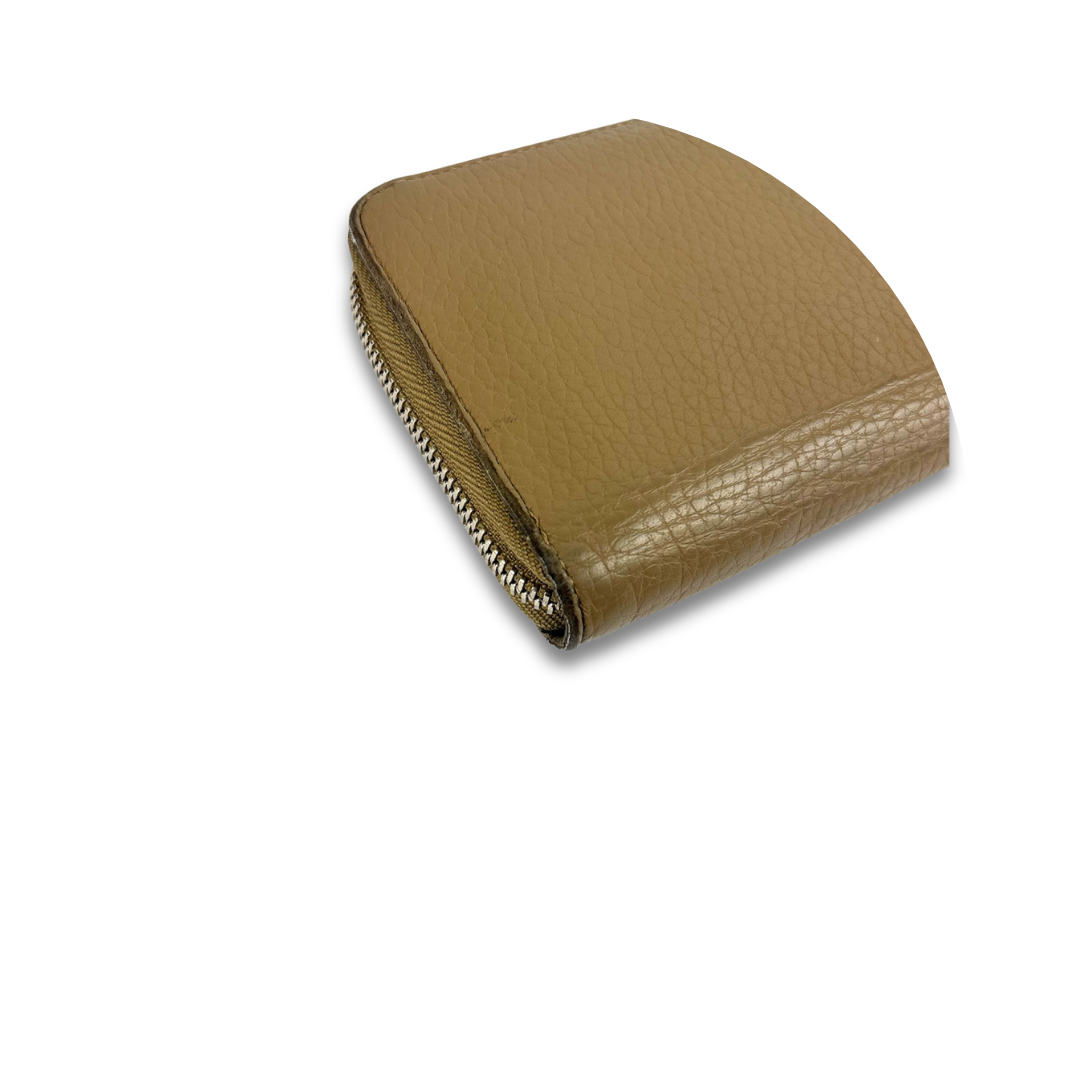 Louis Vuitton Taupe Leather Zippy Wallet