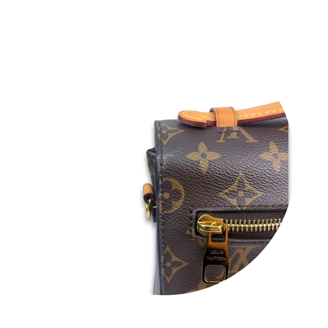 Louis Vuitton Monogram Pochette Métis