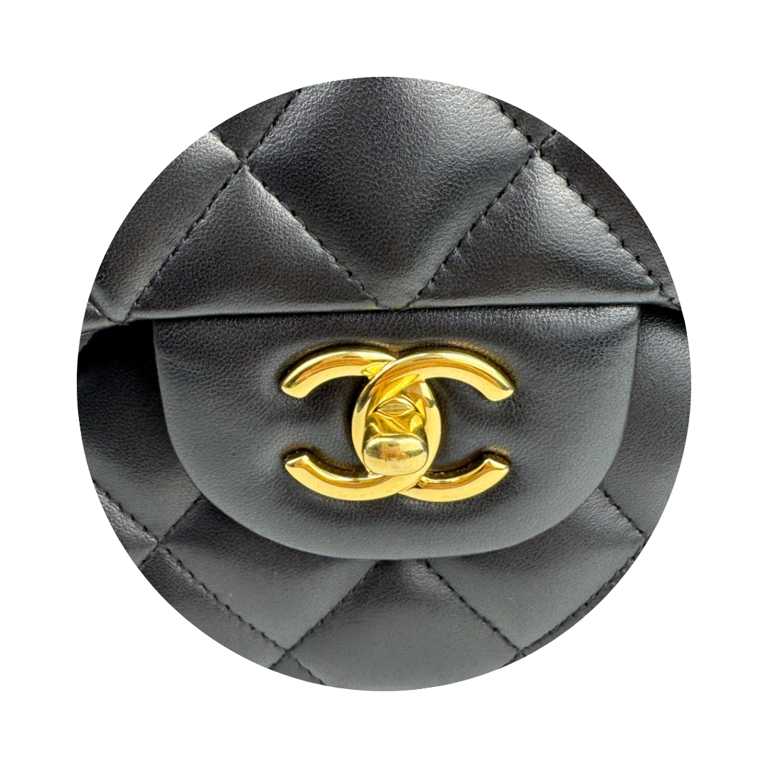 Chanel Black Lambskin Jumbo Double Flap