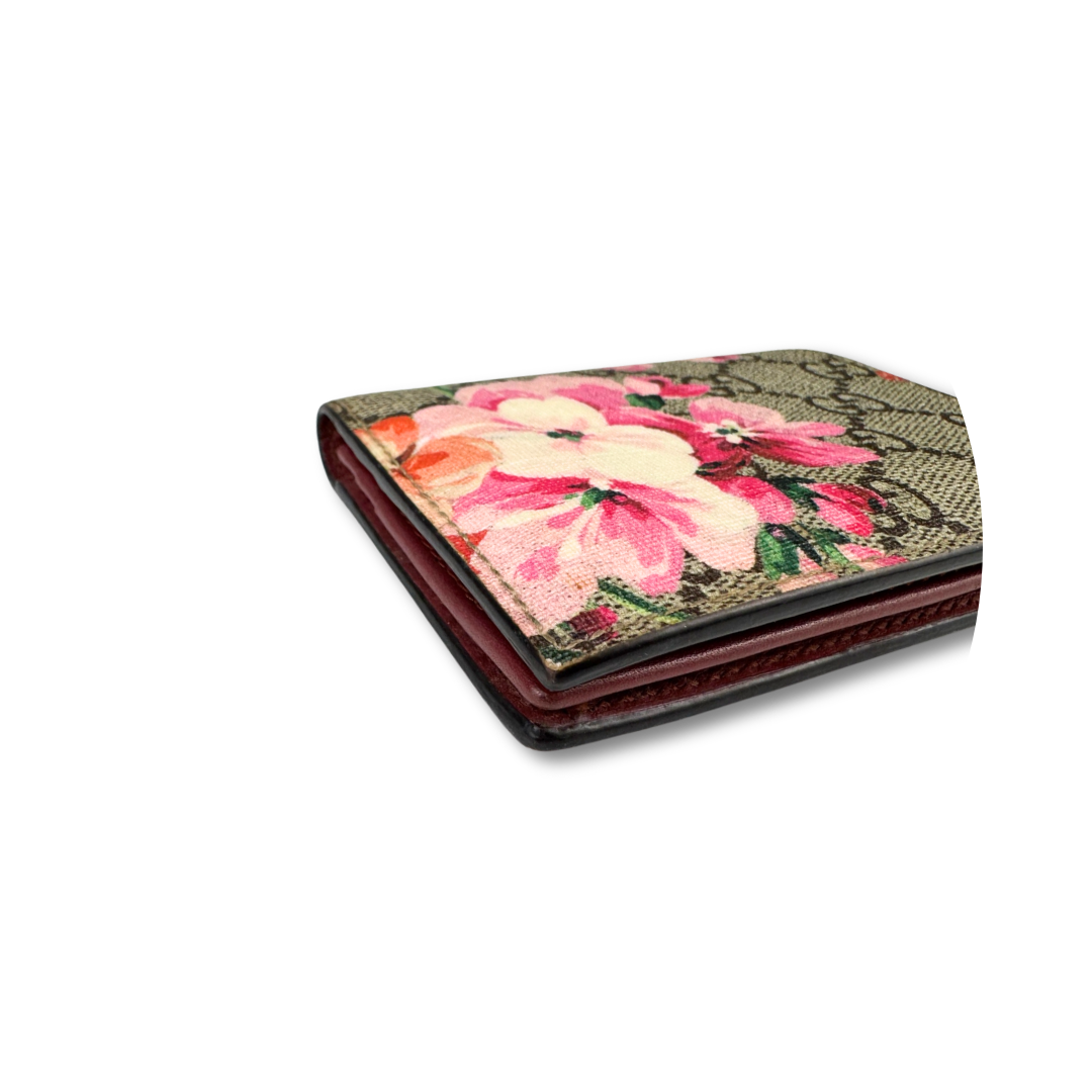 Gucci Supreme Blooms Flap Card Holder