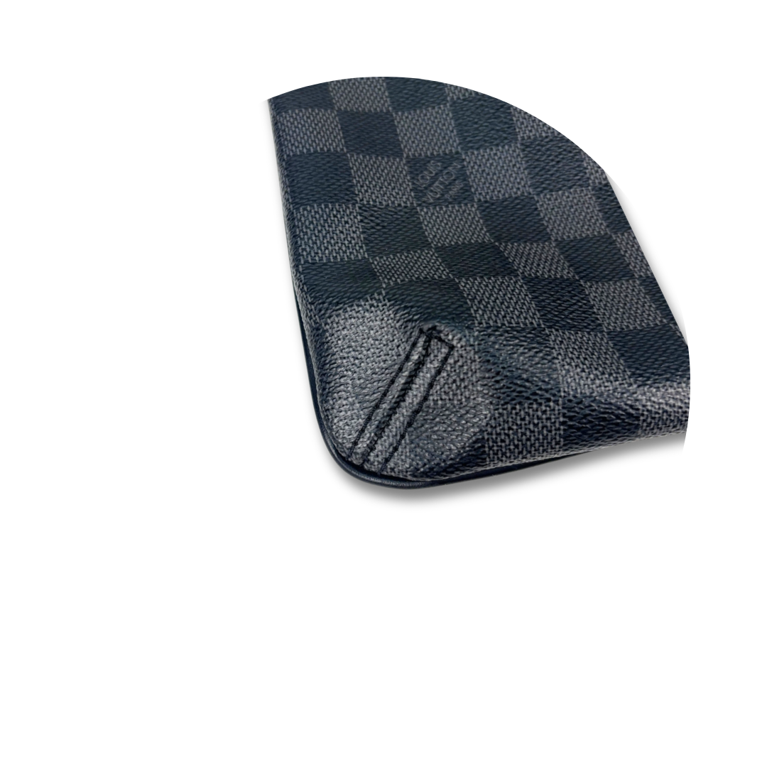 Louis Vuitton Damier Graphite Thomas Messenger