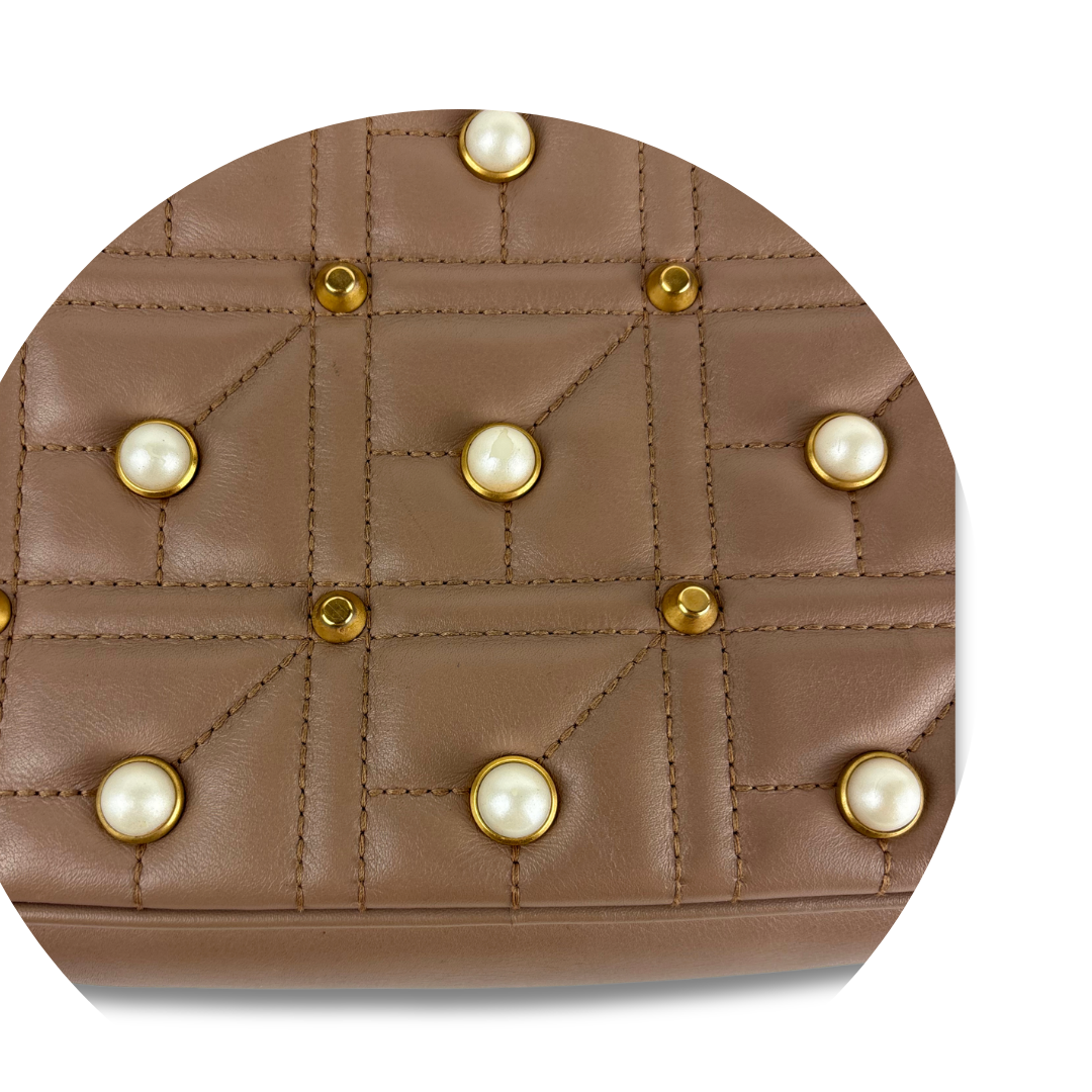 Gucci Pearl Marmont Camera Bag