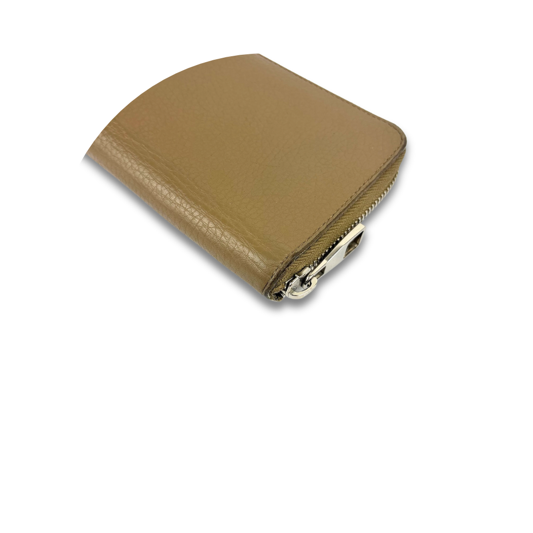 Louis Vuitton Taupe Leather Zippy Wallet