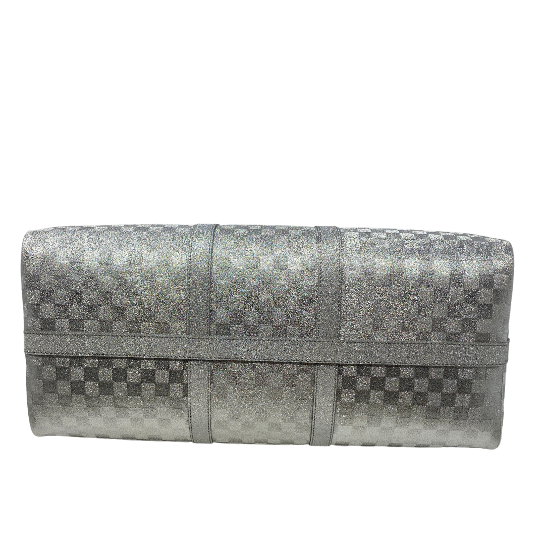 Louis Vuitton Keepall Bandoulière 50B Silver Glitter Damier Pattern Duffle  Bag New Silvery Metallic ref.674104 - Joli Closet